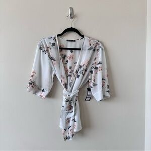 BLACK Tape_ Floral Semi Sheer Wrap Kimono Top (Size:Small)